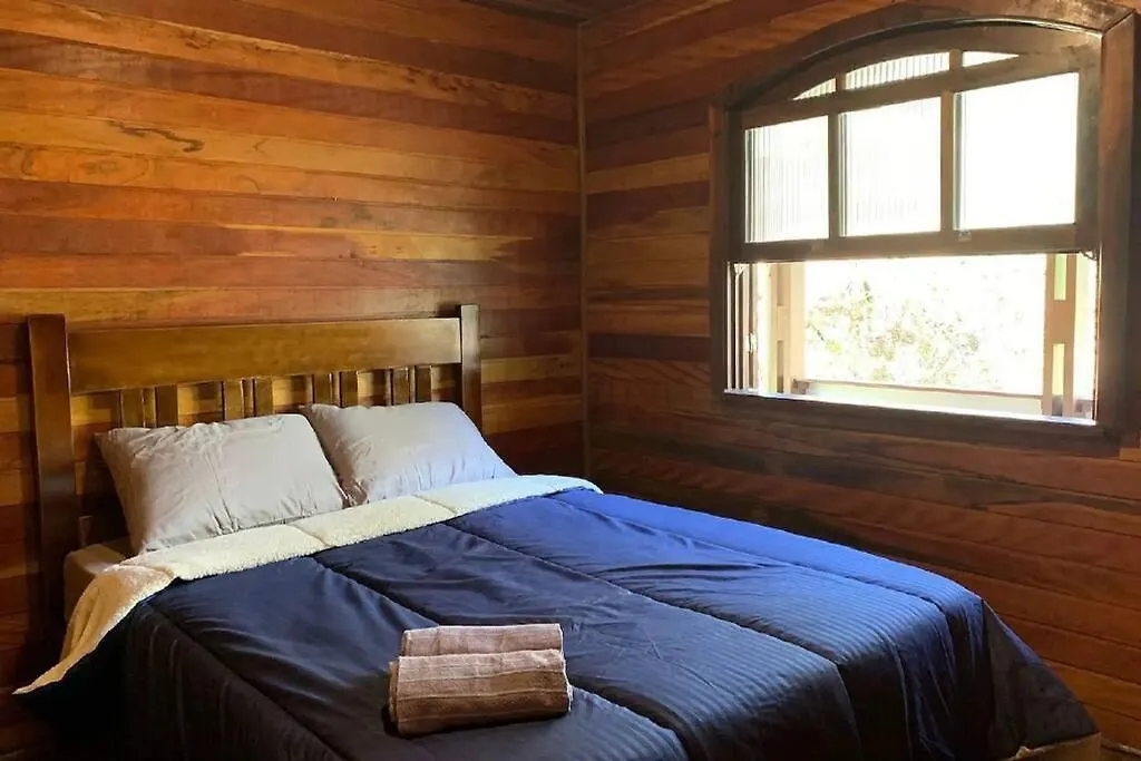 Holiday home Confortavel Casa Com Lareira 10Min Capivari Campos do Jordao