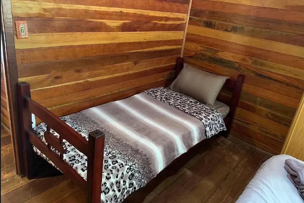 Confortavel Casa Com Lareira 10Min Capivari Campos do Jordao Brazil